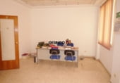 Local comercial en venta con 194m² en Onteniente, Calle de San Jaime foto