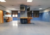 Local comercial en venta con 500m² en Onteniente, Calle Pintor Segrelles foto