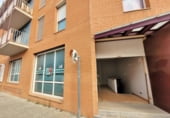 Local comercial en venta con 116m² en Figueras, Plaça de Lluís Companys foto