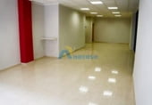82m² locaux commerciaux pour vente à Oliva, Calle de Walt Disney photo