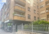 860m² locaux commerciaux pour vente à León, dans le quartier de Eras de Renueva, Calle Las Campanillas photo