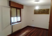 296m² building for sale in Oña, Calle Torreón photo