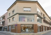 160m² locaux commerciaux pour vente à Santa Margarida de Montbui, Passeig Espanya photo