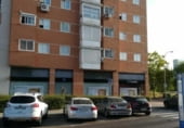 152m² commercial premises for sale in Madrid, in the area of Valverde, Calle de María Tubau photo