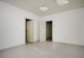 Local comercial en venta con 268m² en Valdemoro, Calle Doctor Barraquer foto