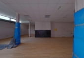 Local comercial en venta con 421m² en Tarragona, Carrer Manuel de Falla foto