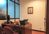 183m² offices for sale in Getafe, Calle Arboleda photo