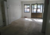 Local comercial en venta con 82m² en Cáceres, en la zona de El Rodeo, Calle Madre Isabel Larrañaga foto