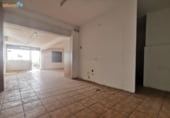 Local comercial en venta con 65m² en Badajoz, en la zona de San Roque, Calle Castaño foto