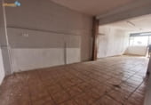Local comercial en venta con 65m² en Badajoz, en la zona de San Roque, Calle Castaño foto