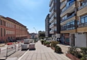 52m² commercial premises for sale in Santander, Calle San Martín photo