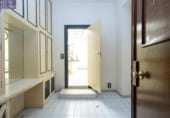 Local comercial
en venda
amb 209m² a Granada, a la zona de La Manigua, Calle Puerta Real de España foto