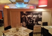 260m² bar for sale in León, in the area of Chantría, Calle Zamora photo