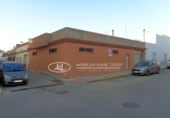 Local comercial en venta con 180m² en Chiclana de la Frontera, Calle Concha Espina foto