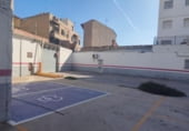Local comercial en venta con 785m² en Alginet, Calle del Poeta Joan Alegre foto