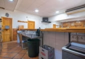 Restaurante en venta con 130m² en Granada, en la zona de Joaquina Eguaras Norte, Calle Iznájar foto