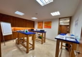 449m² salle de sport pour vente à Malaga, dans le quartier de Tiro de Pichón, Calle Alfarnate photo