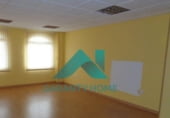 90m² office for sale in Cáceres, in the area of Cabezarrubia, Calle Londres photo