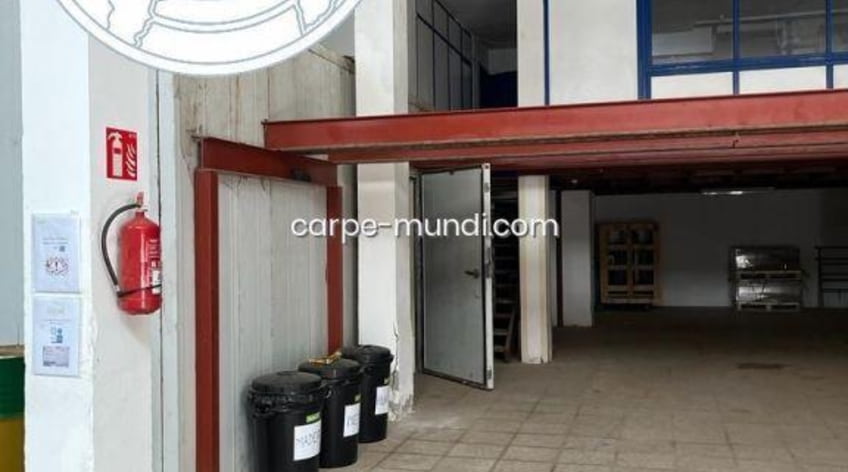 Local comercial