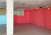 354m² commercial premises for sale in Onda, Calle Sicilia photo