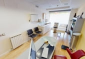 Local comercial en venta con 125m² en Sant Cugat del Vallès, Avinguda de Montserrat Roig foto