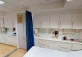 Local comercial en venta con 125m² en Sant Cugat del Vallès, Avinguda de Montserrat Roig foto