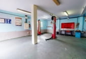 Taller en venta con 175m² en Vigo, en la zona de Lavadores, Avenida Alcalde de Lavadores foto