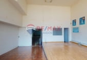230m² commercial premises for sale in Vigo, in the area of Sárdoma, photo