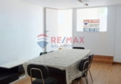 230m² commercial premises for sale in Vigo, in the area of Sárdoma, photo