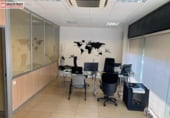 404m² warehouse for sale in Arganda del Rey, Avenida de Madrid photo