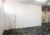 Local comercial en venta con 248m² en Sabadell, Carrer de Latorre foto