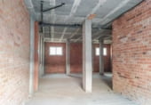 86m² commercial premises for sale in Olesa de Montserrat, Carrer de Lluís Puigjaner photo