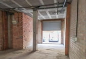 86m² commercial premises for sale in Olesa de Montserrat, Carrer de Lluís Puigjaner photo