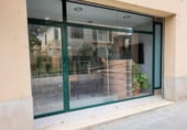 Local comercial en venta con 181m² en Piera, Carrer Mestre García foto
