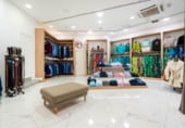 Local comercial
en venda
amb 195m² a Almeria, paseo de almeria foto