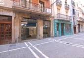Local comercial en venta con 295m² en Pamplona, Calle de San Lorenzo foto