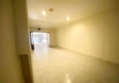 Local comercial en venta con 212m² en Lorca, Calle Redón foto