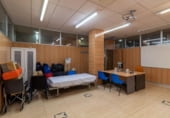 Local comercial en venta con 592m² en Madrid, en la zona de Pacífico, Calle de Juan de Urbieta foto