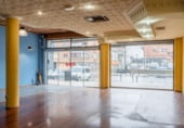 Local comercial en venta con 1800m² en Collado Villalba, en la zona de Los Valles, Calle El Almiar foto