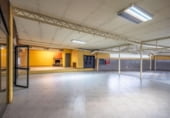 Local comercial en venta con 1800m² en Collado Villalba, en la zona de Los Valles, Calle El Almiar foto