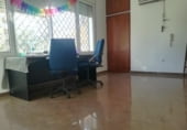 150m² commercial premises for sale in Cáceres, in the area of Aldea Moret Industrial, Calle Malpartida de Cáceres photo