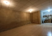 Local comercial en venta con 210m² en Barberà del Vallès, Carrer de Pere Sanfeliu foto