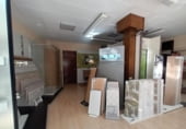 Local comercial en venta con 210m² en Barberà del Vallès, Carrer de Pere Sanfeliu foto