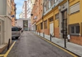 127m² commercial premises for sale in Santander, Calle Fernández de Isla photo