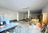 Local comercial en venta con 179m² en Armilla, avd. ogijares foto