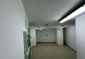 42m² commercial premises for sale in Benidorm, Avenida de Alcoi photo