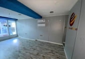 Local comercial en venta con 34m² en Madrid, en la zona de Santa Eugenia, Calle de Puentelarra foto
