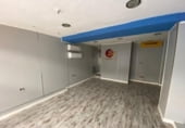 Local comercial en venta con 34m² en Madrid, en la zona de Santa Eugenia, Calle de Puentelarra foto