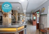 272m² restaurant for sale in Málaga, in the area of Sagrada Familia, Calle Reinaldo de Montalbán photo