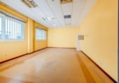 Local comercial en venta con 570m² en Santiago de Compostela, en la zona de A Pontepedriña, Rúa Vedra foto
